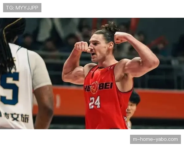 山东火线注册斯蒂尔顶替克里斯 内线护框与篮板保障面临考验